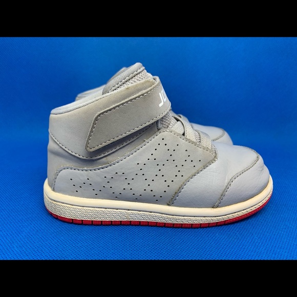 NIKE Air Jordan 1 Flight 5 Premium Wolf Grey Athletic Shoe 881437-008 Kids Sz 8C - Picture 2 of 10